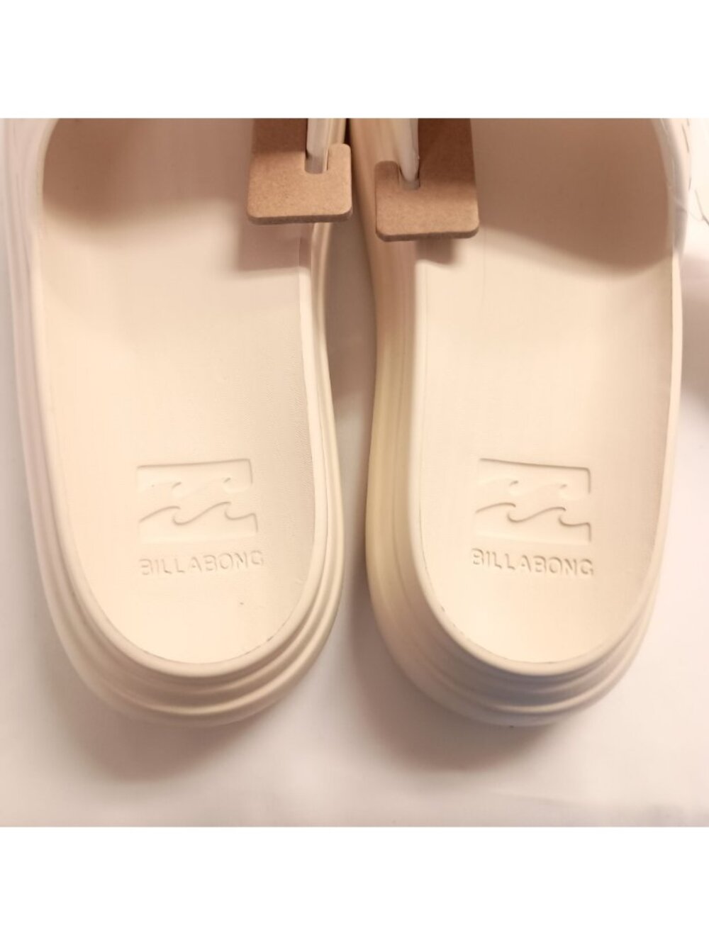 Billabong Platform Slide Sandals Women 10 Cream Cushion Comfort NWT Casual - Picture 2 of 6